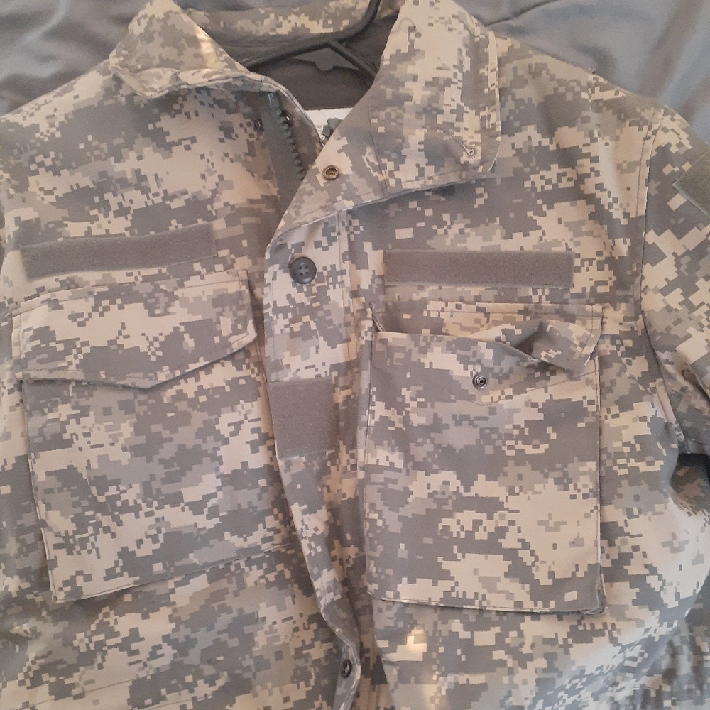 Rothco digital camouflage jacket